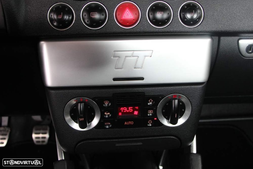 Audi TT Coupé 1.8 T - 4