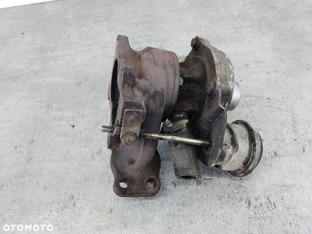 TURBINA FORD FIESTA MK6 KP35-487599 1.4 TDCI - 3