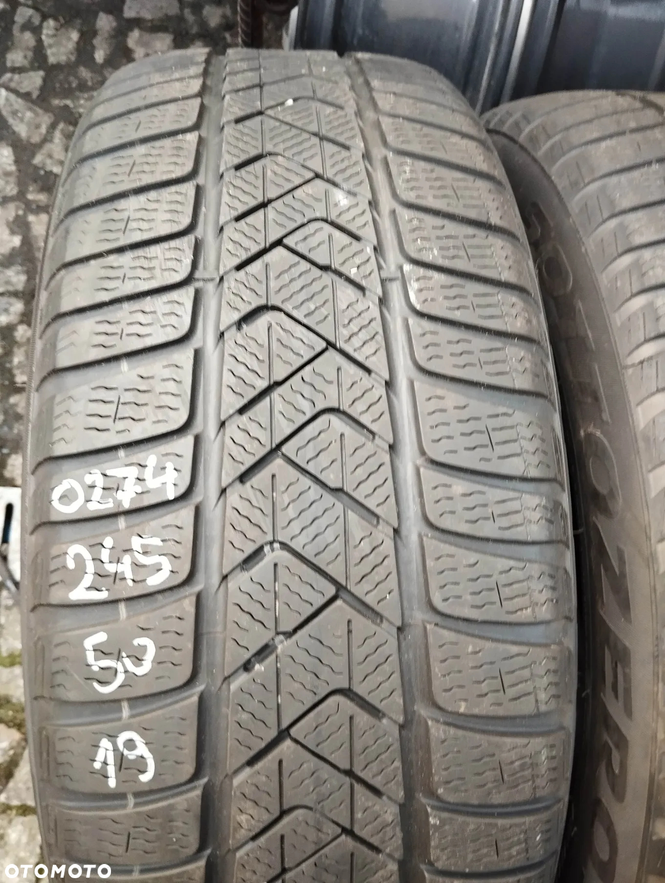 245 50 19 Pirelli Winter Sottozero 3 RSC kpl. - 9