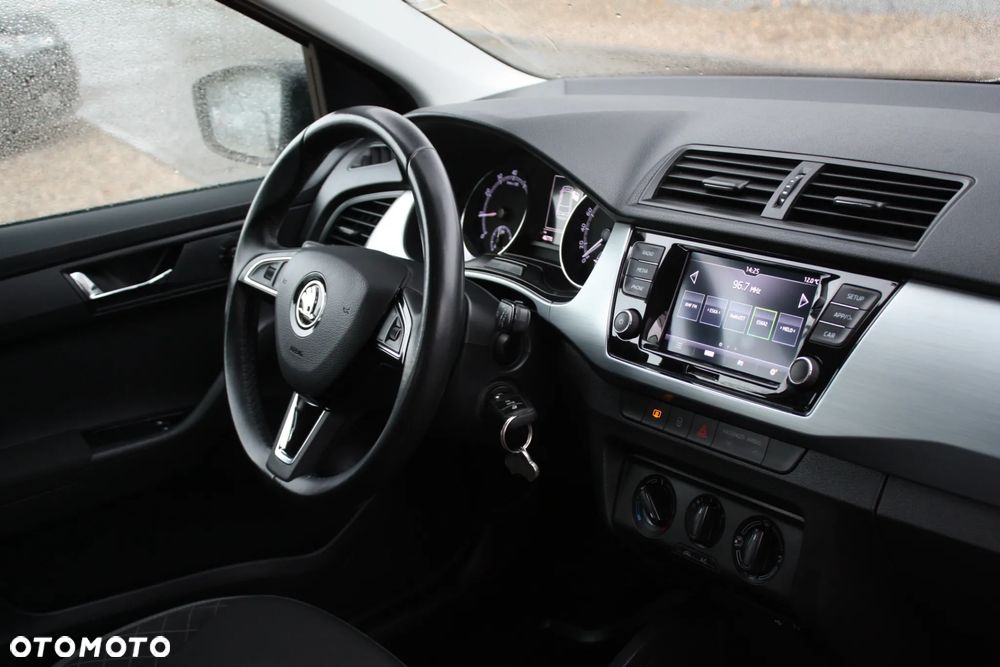 Skoda Fabia 1.0 Ambition - 32