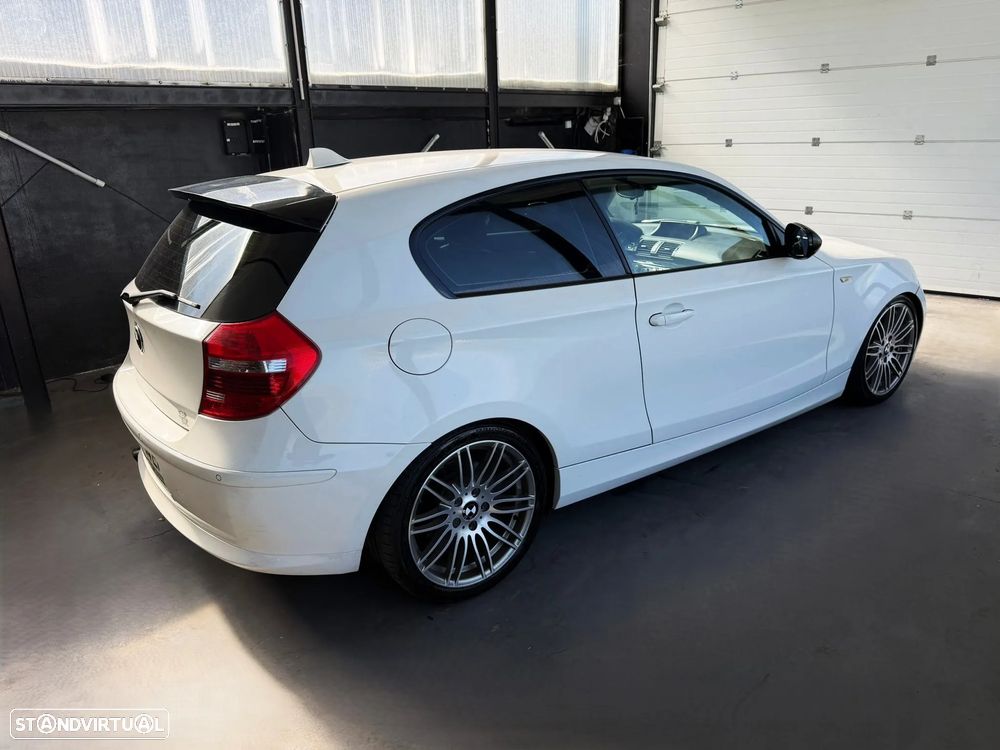 BMW 123 d DPF Aut. Edition Sport - 4