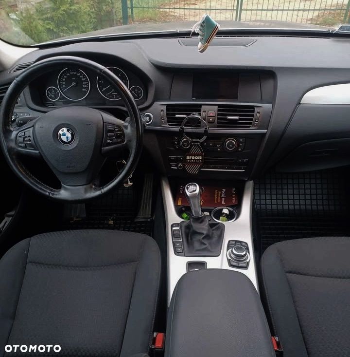 BMW X3 xDrive20d - 11