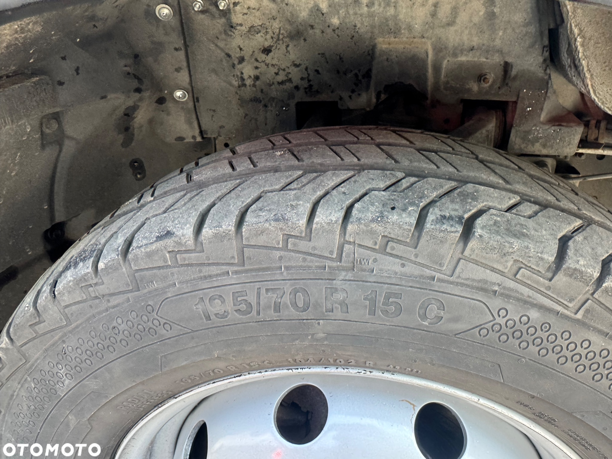 Nissan Cabstar 35-14 - 6