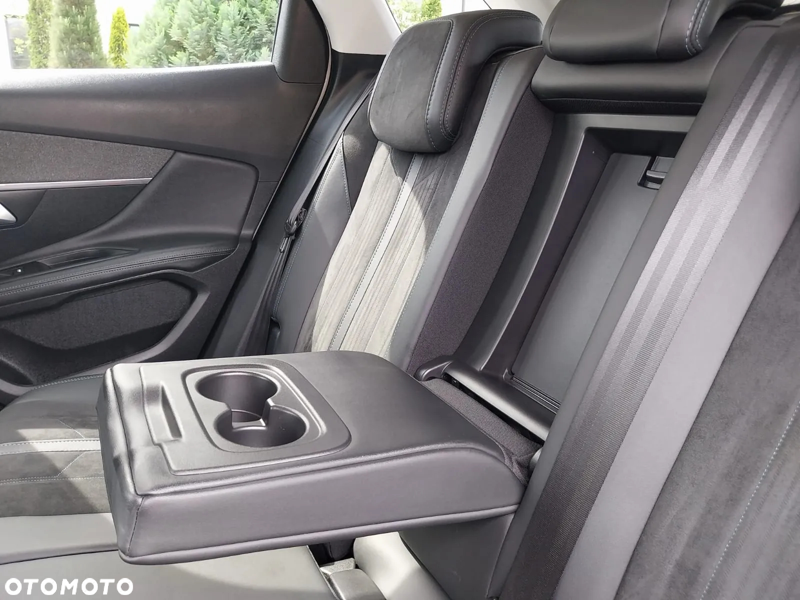 Peugeot 3008 1.5 BlueHDi Crossway S&S EAT8 - 30