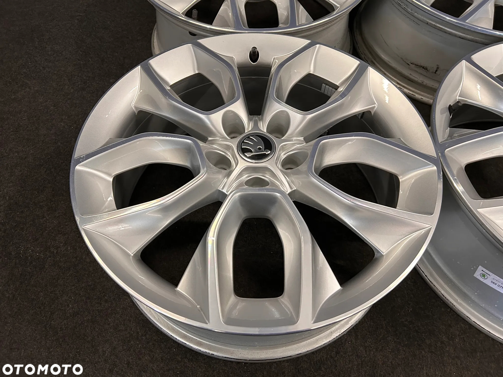 Alufelgi SKODA Kodiaq, Karoq, Superb III, Octavia III 19 cali 5x112 4szt. ładne! - 9