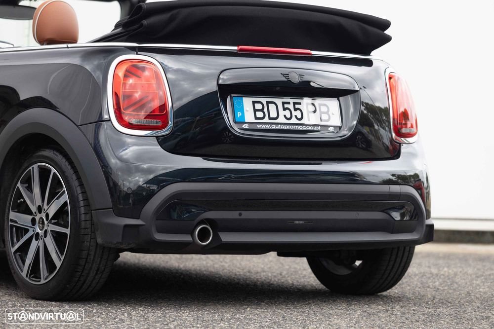 MINI Cabrio Cooper Premium Extra Classic Auto - 14