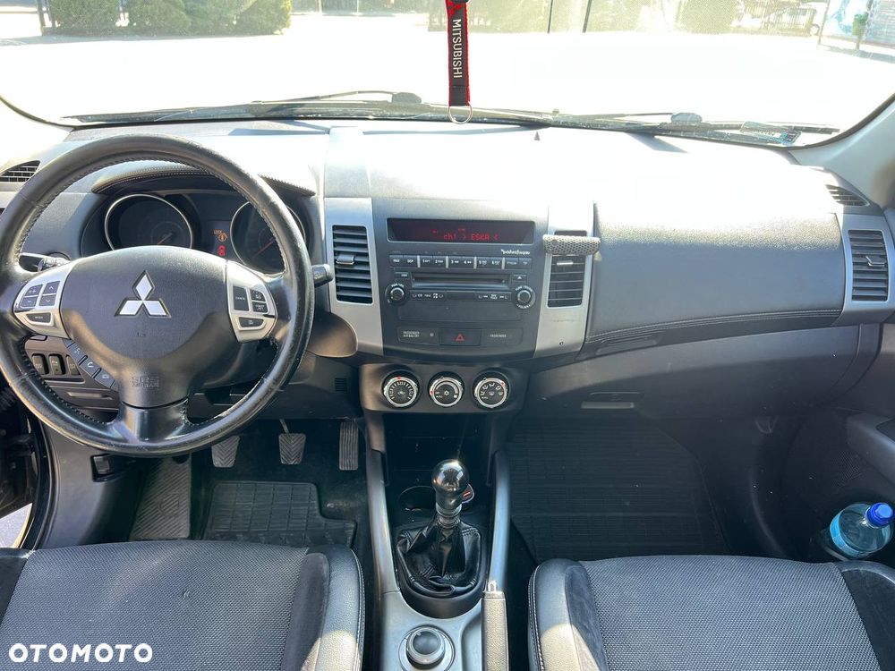 Mitsubishi Outlander 2.0 DID Instyle - 8