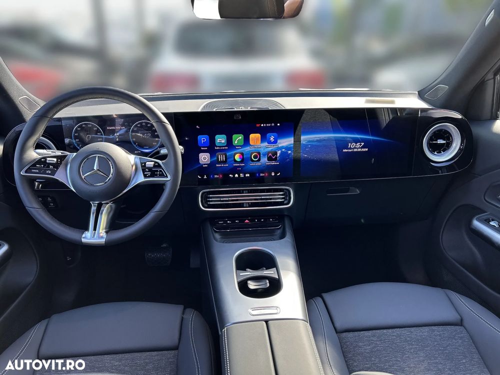 Mercedes-Benz GLB 250+ EV - 11