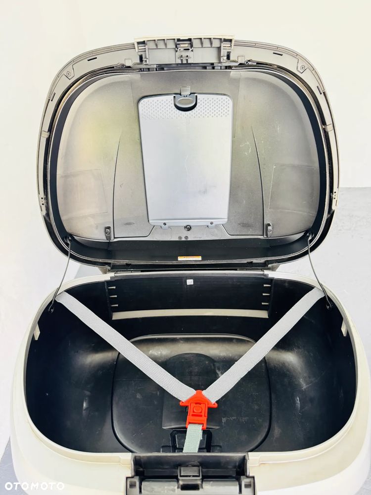 Piaggio MP-3 - 29