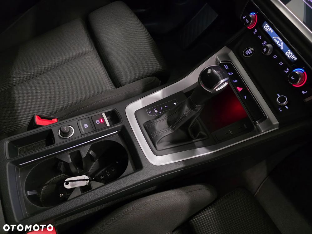 Audi Q3 Sportback 35 TDI S-Line S tronic - 20