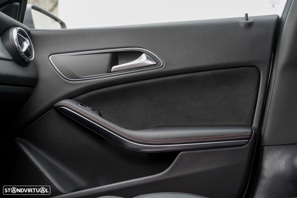 Mercedes-Benz CLA 180 d AMG Line Aut. - 29