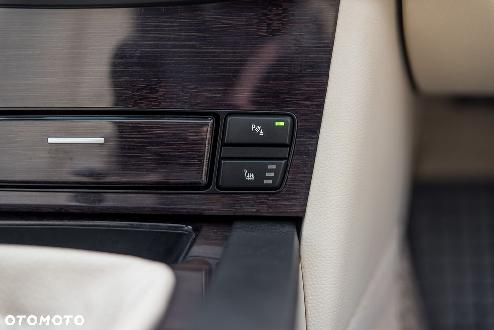 BMW Seria 5 - 26