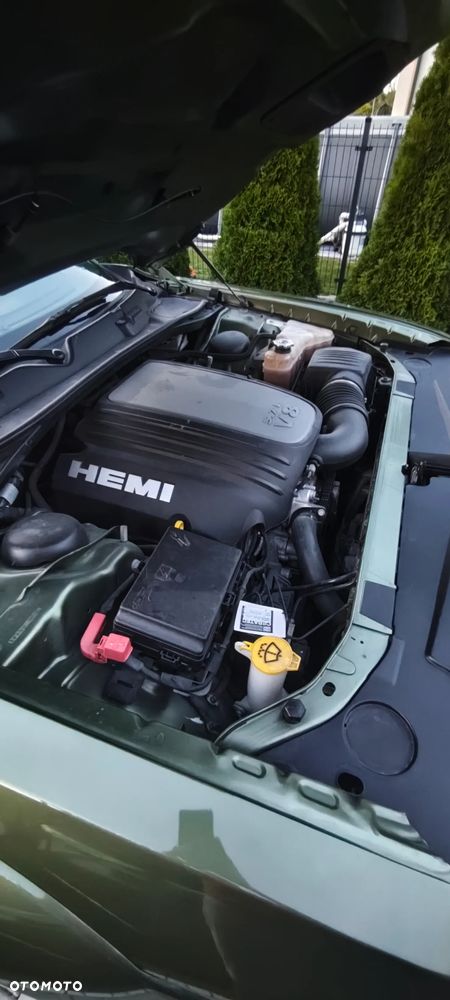 Dodge Challenger 5.7 R/T - 18