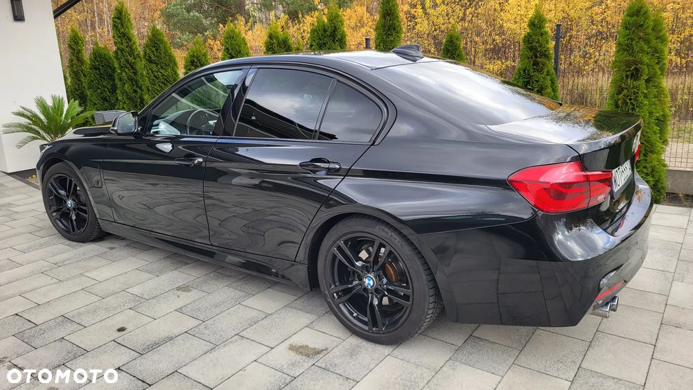 BMW Seria 3 330e iPerformance M Sport - 15