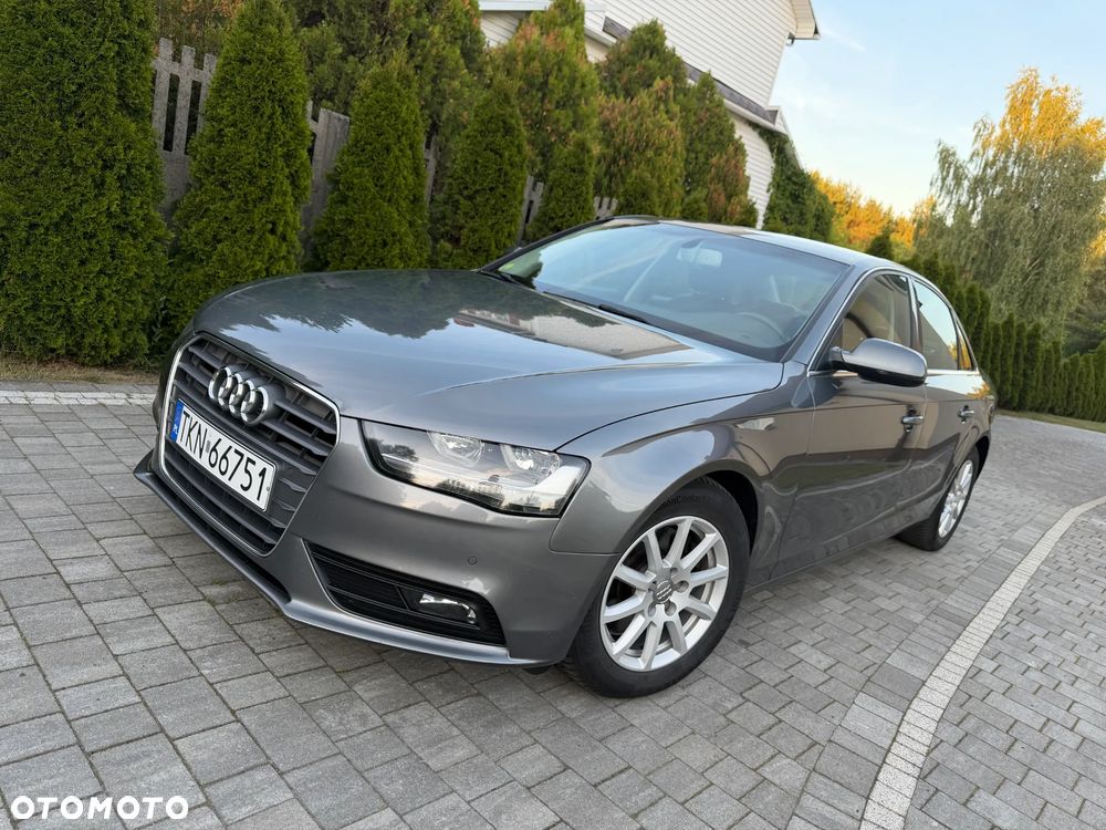 Audi A4 Limousine 2.0 TDI DPF Ambiente - 2