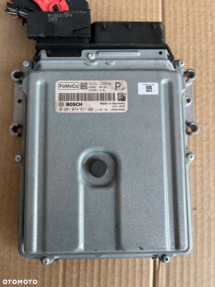 Sterownik silnika 9X2Q-12A650 Land Rover Discovery 4 IV 3.0 D - 1
