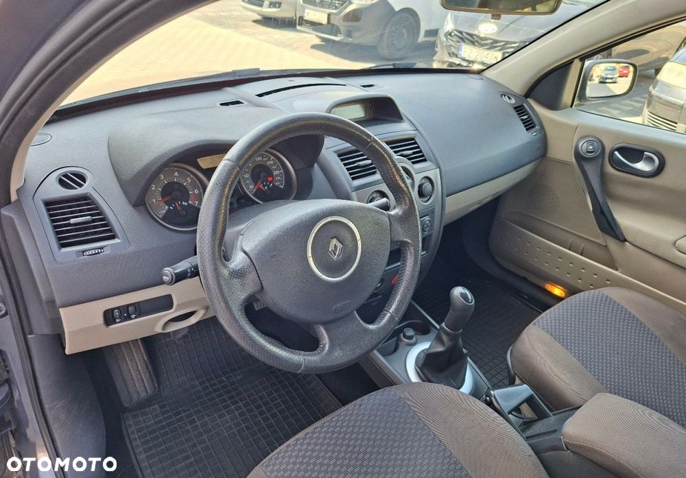 Renault Megane - 18