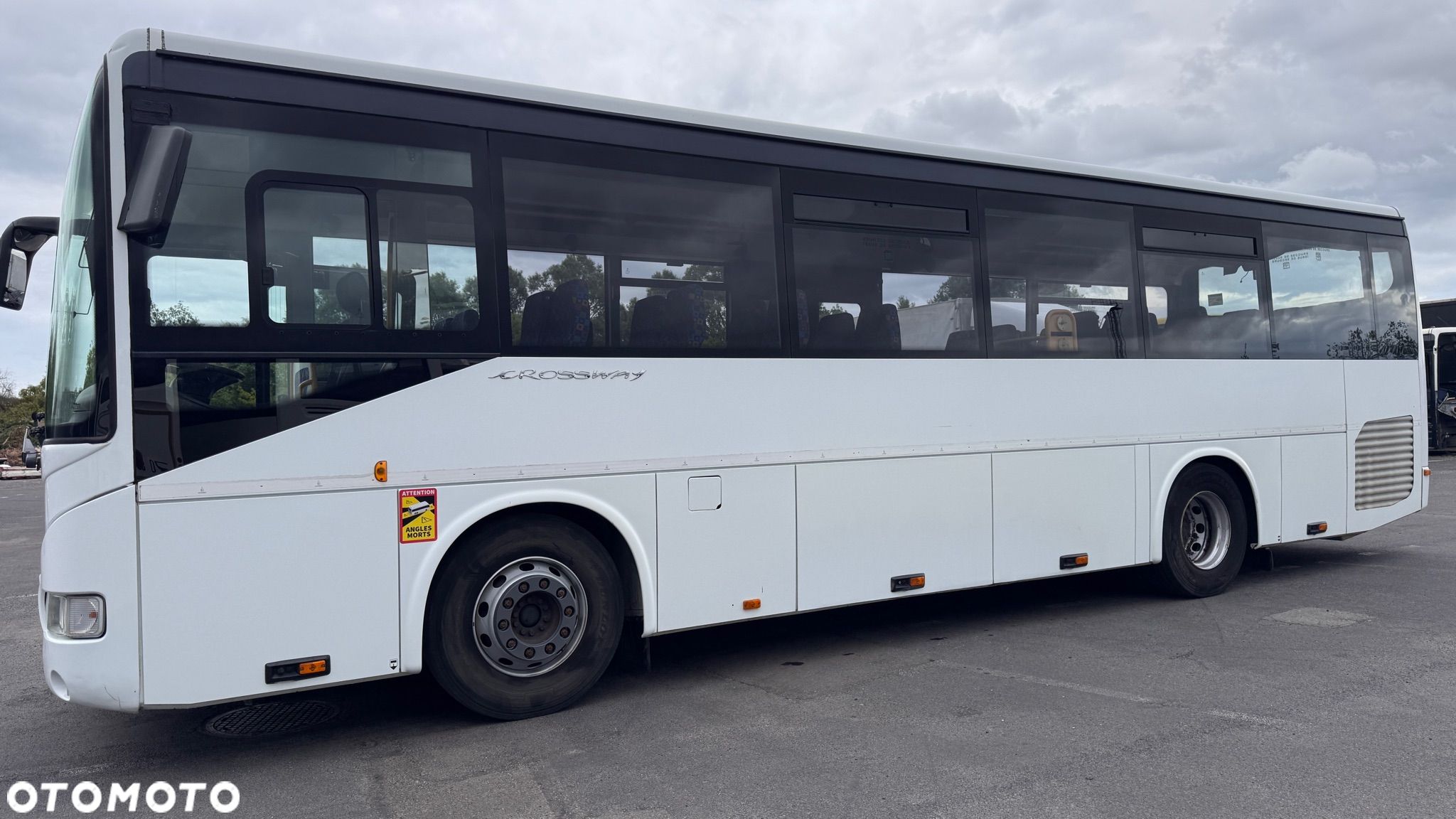 Irisbus KRÓTKI 10,5 metra /Crossway / 46 miejsc/ mały przebieg / CENA: 87000zł netto - 10