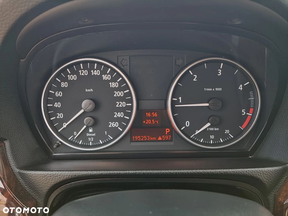 BMW Seria 3 320d DPF - 9