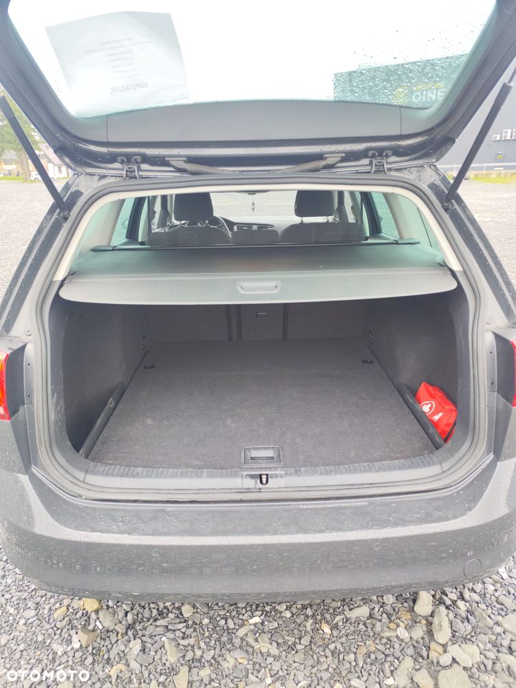 Volkswagen Golf - 19