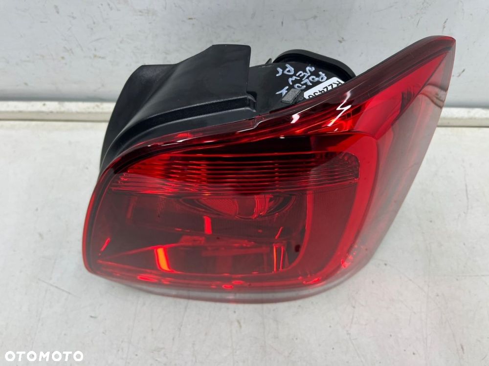 Lampa VW Polo V 6r 09-14r. NOWA prawa tylna w błotnik oryginalna prawy tył EUROPA - 4