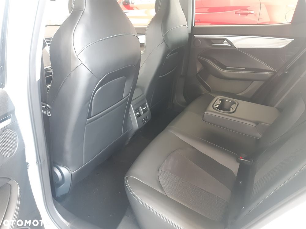 JAC J7 Plus CVT - 20