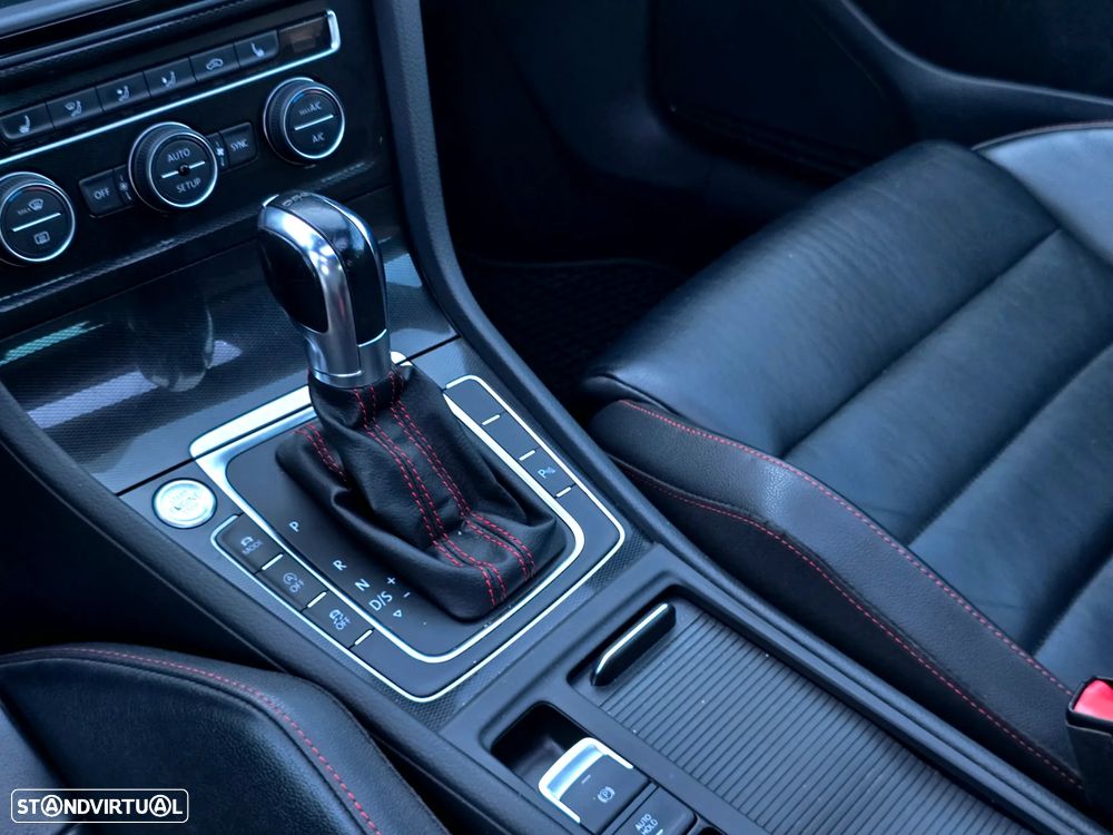 VW Golf 2.0 TSi GTi DSG Performance - 15