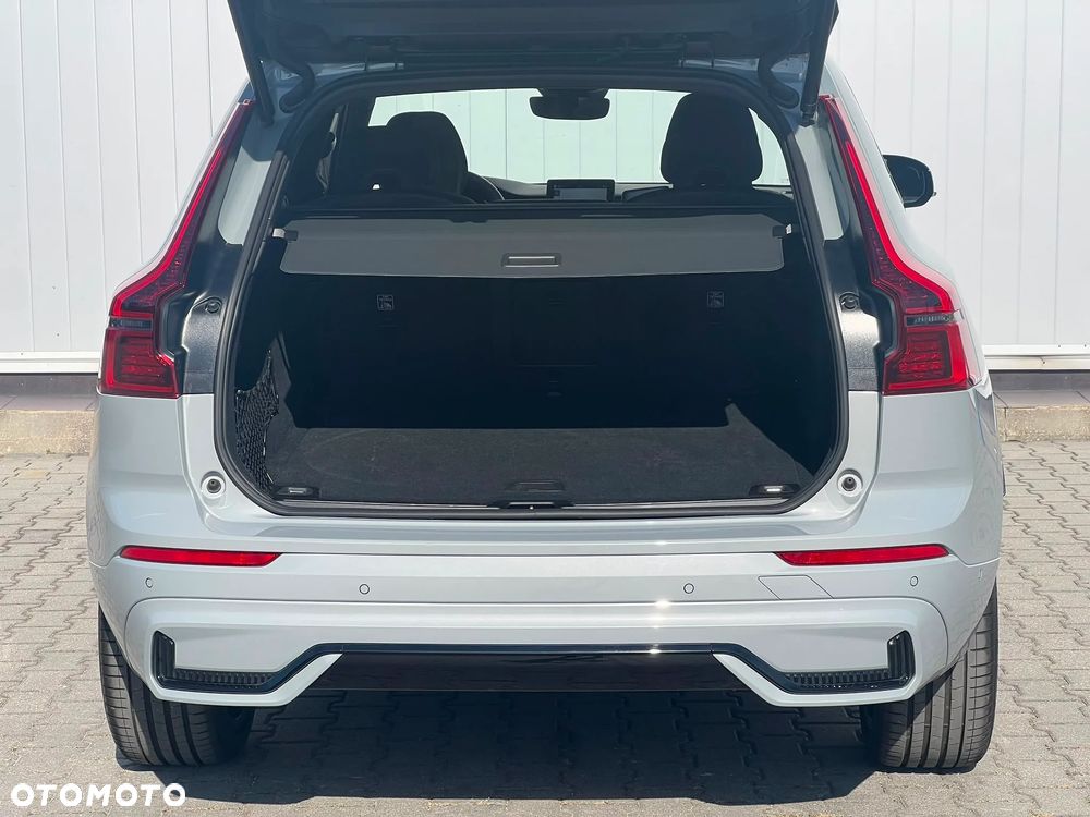 Volvo XC 60 B5 B AWD Ultimate Black Edition - 17