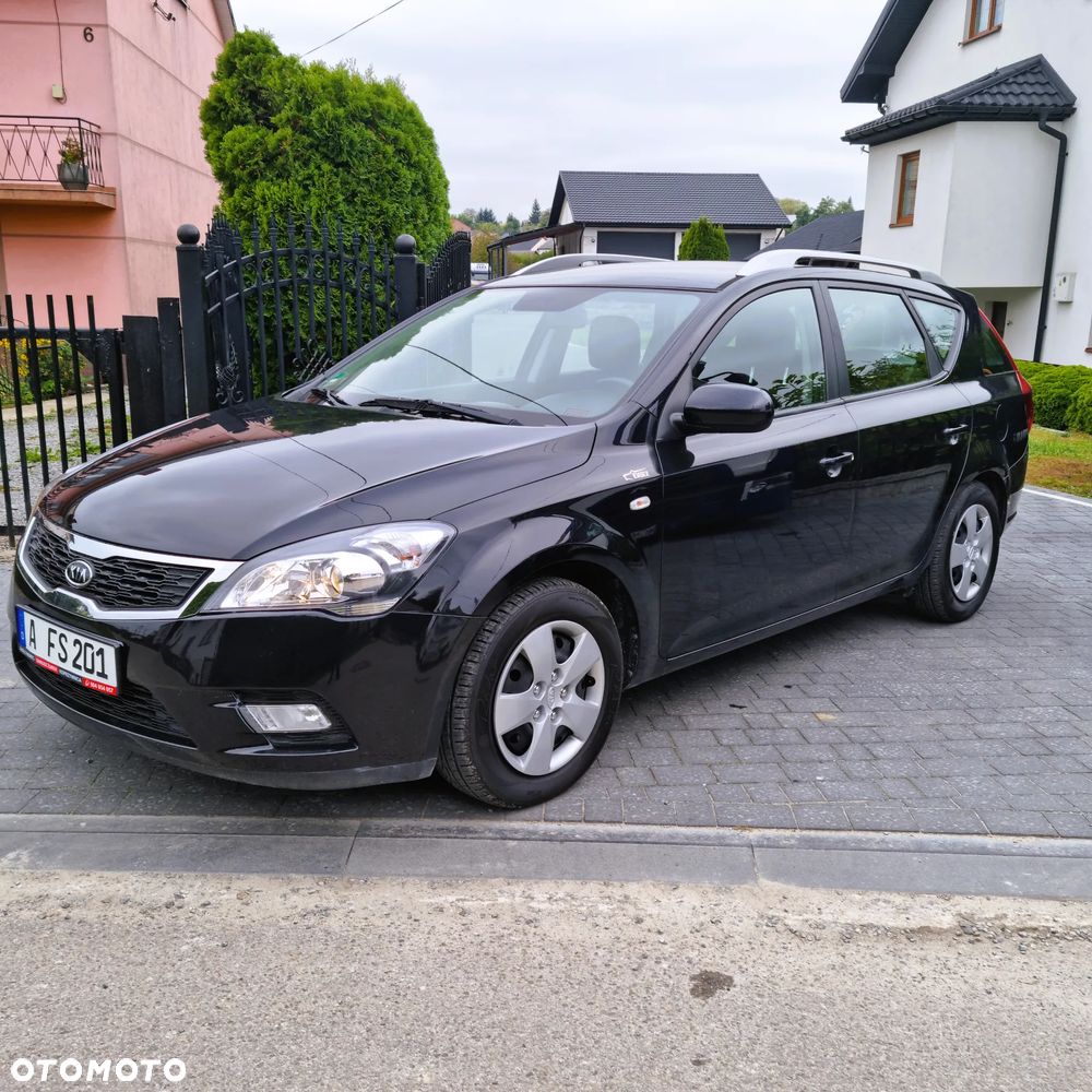 Kia Ceed 1.4 CVVT LX Basis - 4