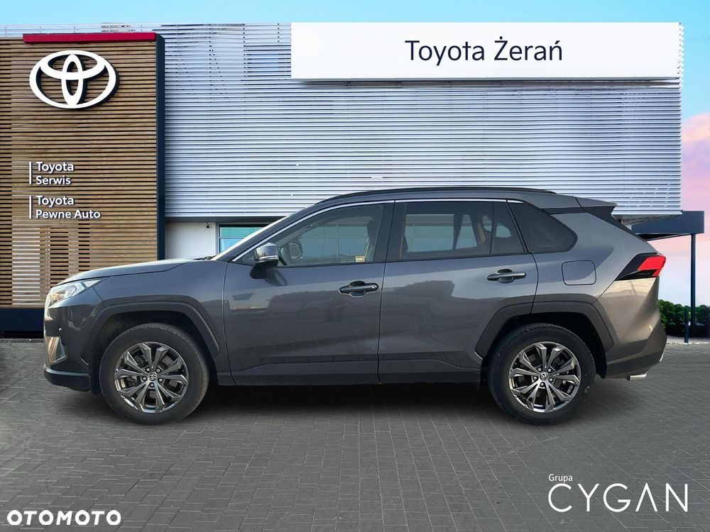 Toyota RAV4 - 8