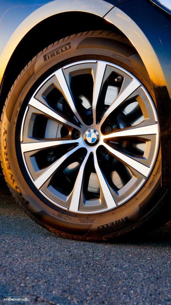 BMW 330 e Touring Aut. Sport Line - 29