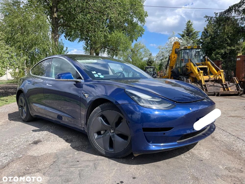 Tesla Model 3 Premium Langstreckenbatterie AWD Dual Motor - 3