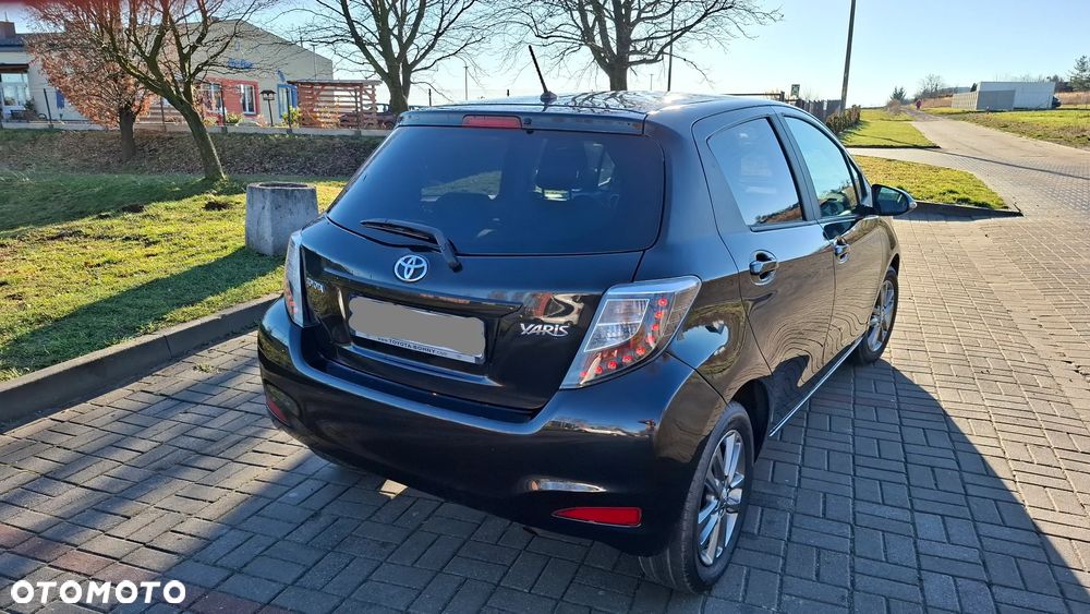 Toyota Yaris 1.33 VVT-i Executive - 6