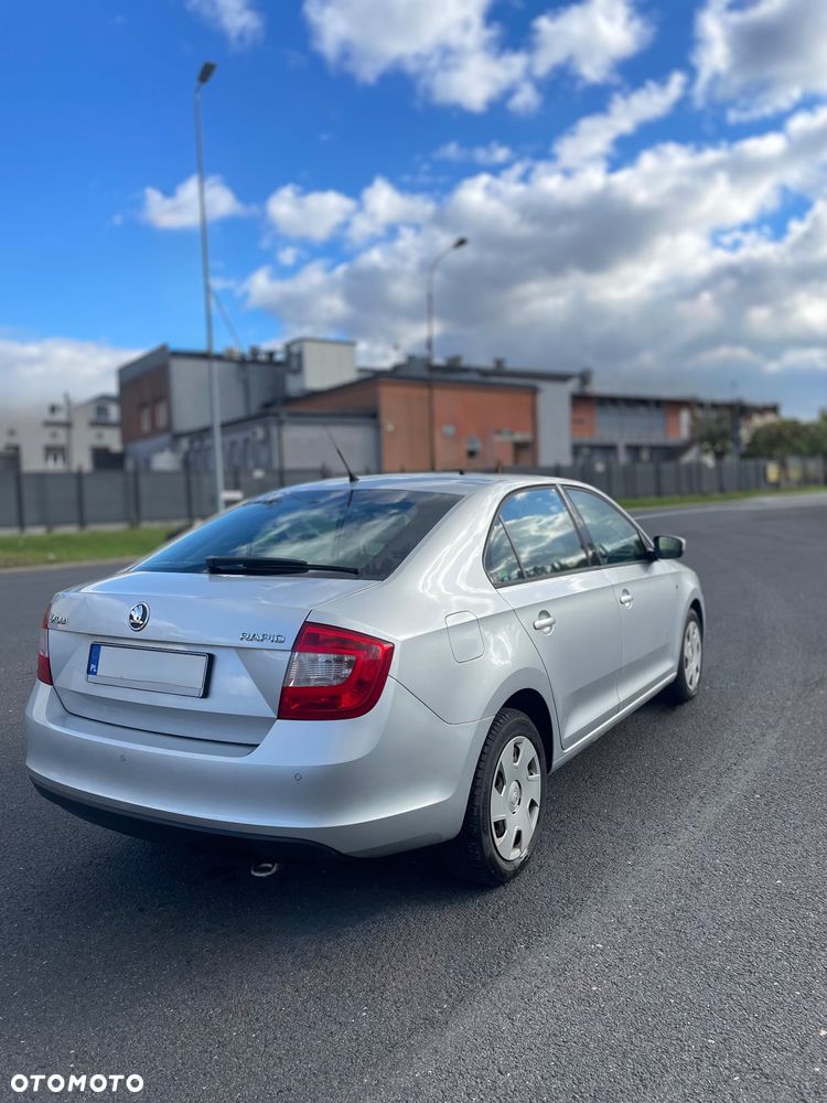 Skoda RAPID 1.6 TDI DPF Ambition Max - 2
