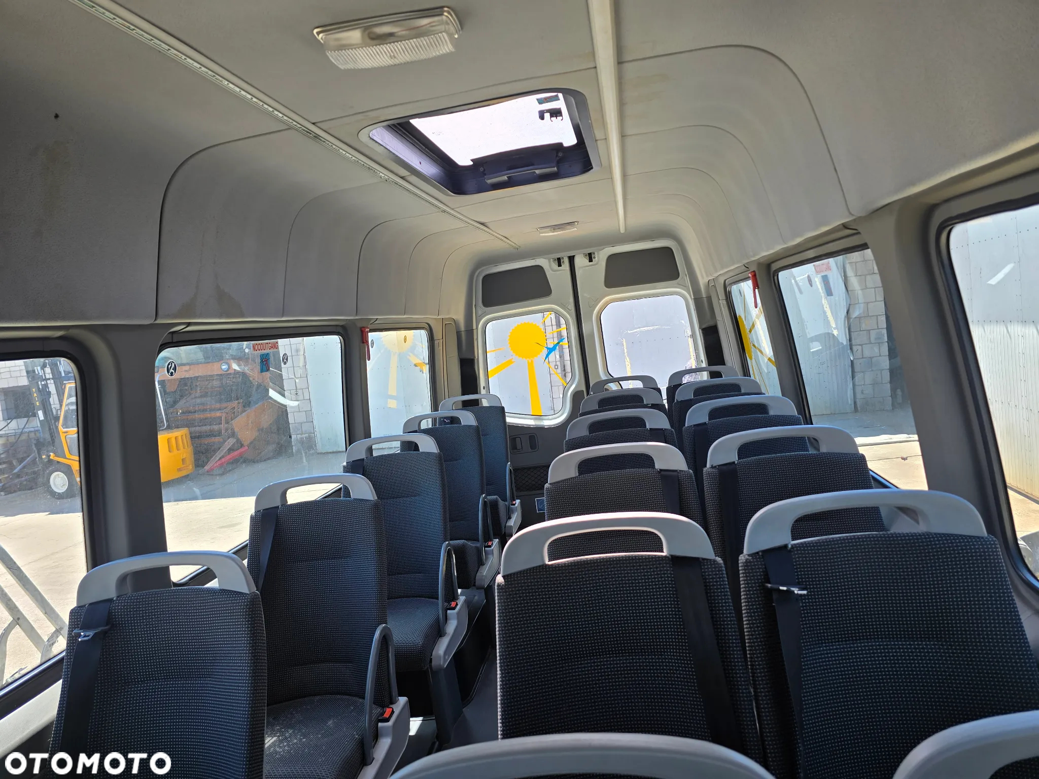 Mercedes-Benz Sprinter 513 - 8