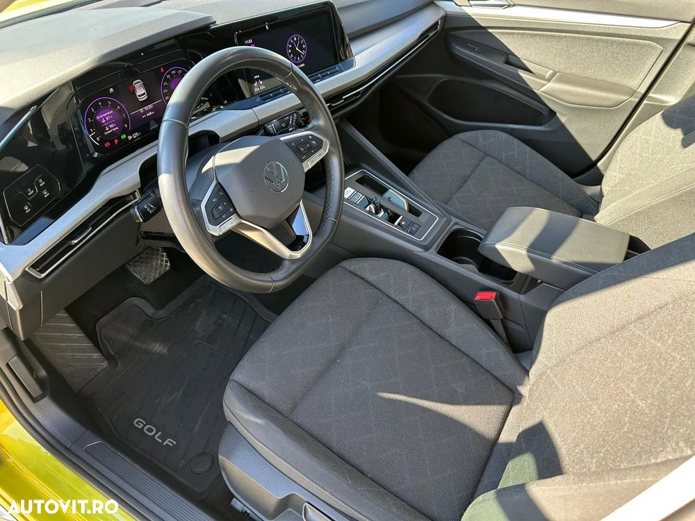 Volkswagen Golf 1.5 eTSI ACT DSG MHEV R-Line - 9