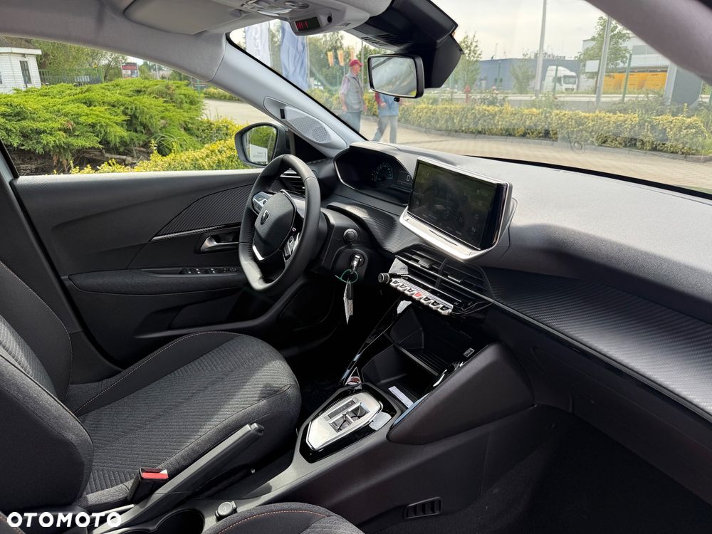 Peugeot 208 1.2 mHEV Edition e-DCS6 - 17