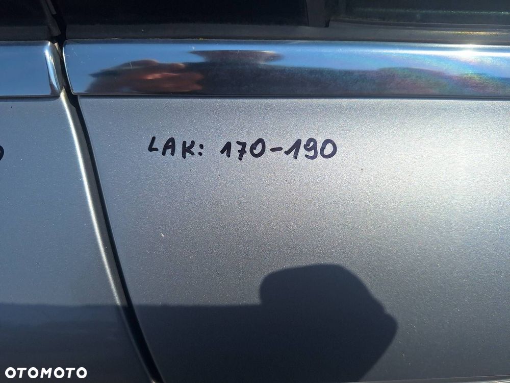 DRZWI KOMPLETNE PRAWY PRZÓD AUDI Q7 I LY7W - 8