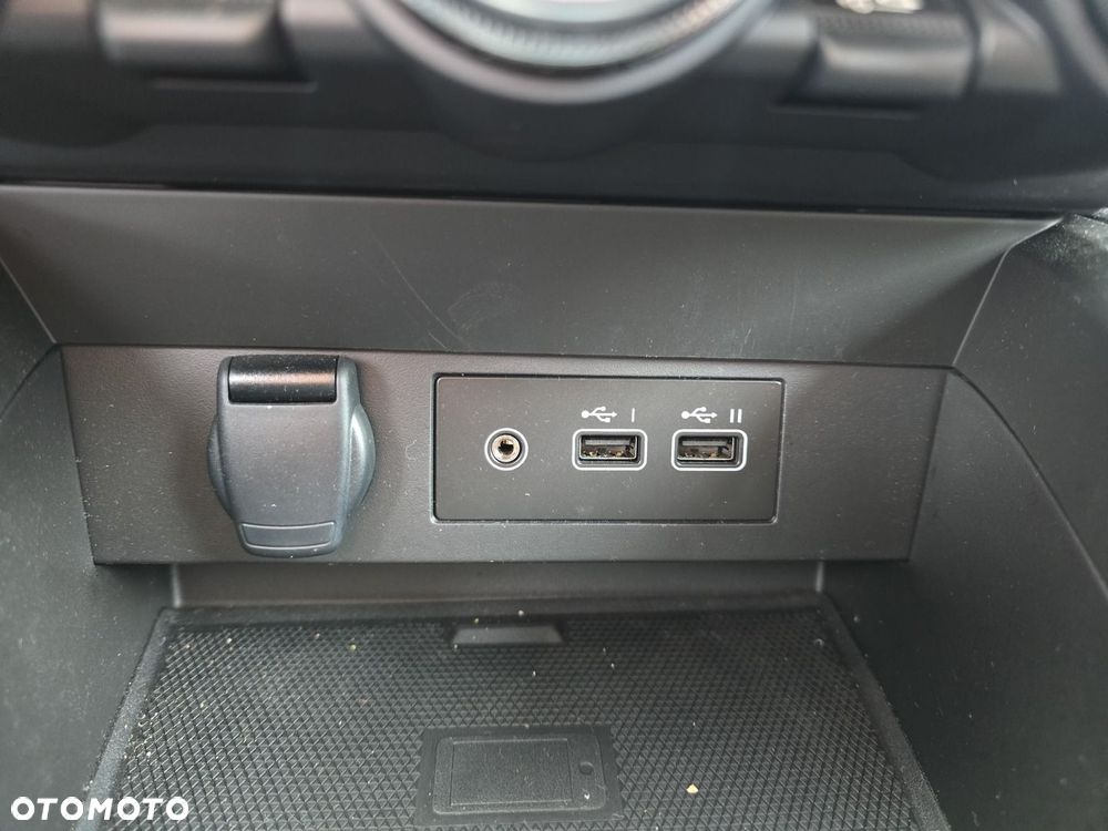 Mitsubishi Colt 1.0T Invite Style Cold - 28