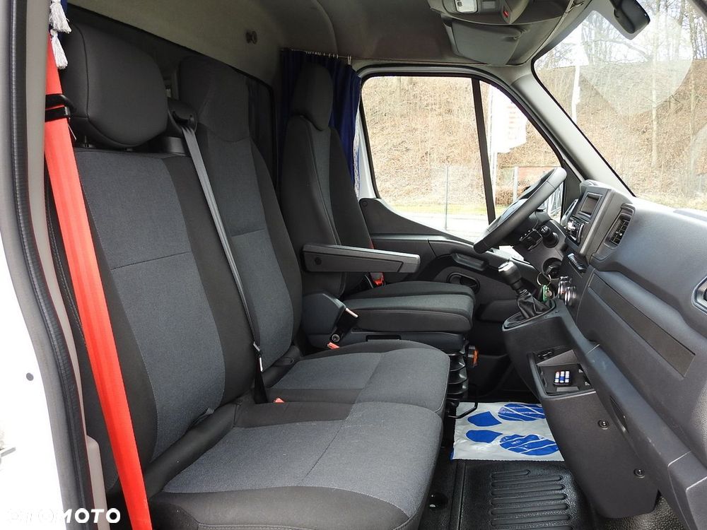 Renault MASTER PLANDEKA 10 PALET TEMPOMAT KLIMATYZACJA LEDY PNEUMATYKA  165KM - 38