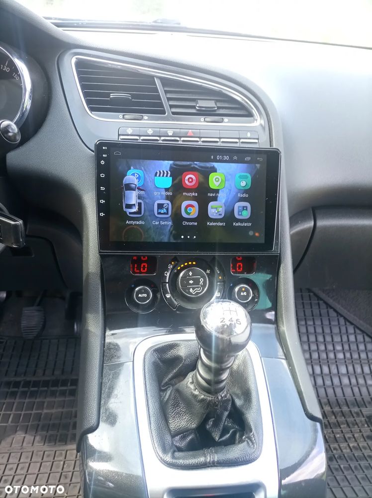 Peugeot 5008 HDI FAP 110 Family - 9