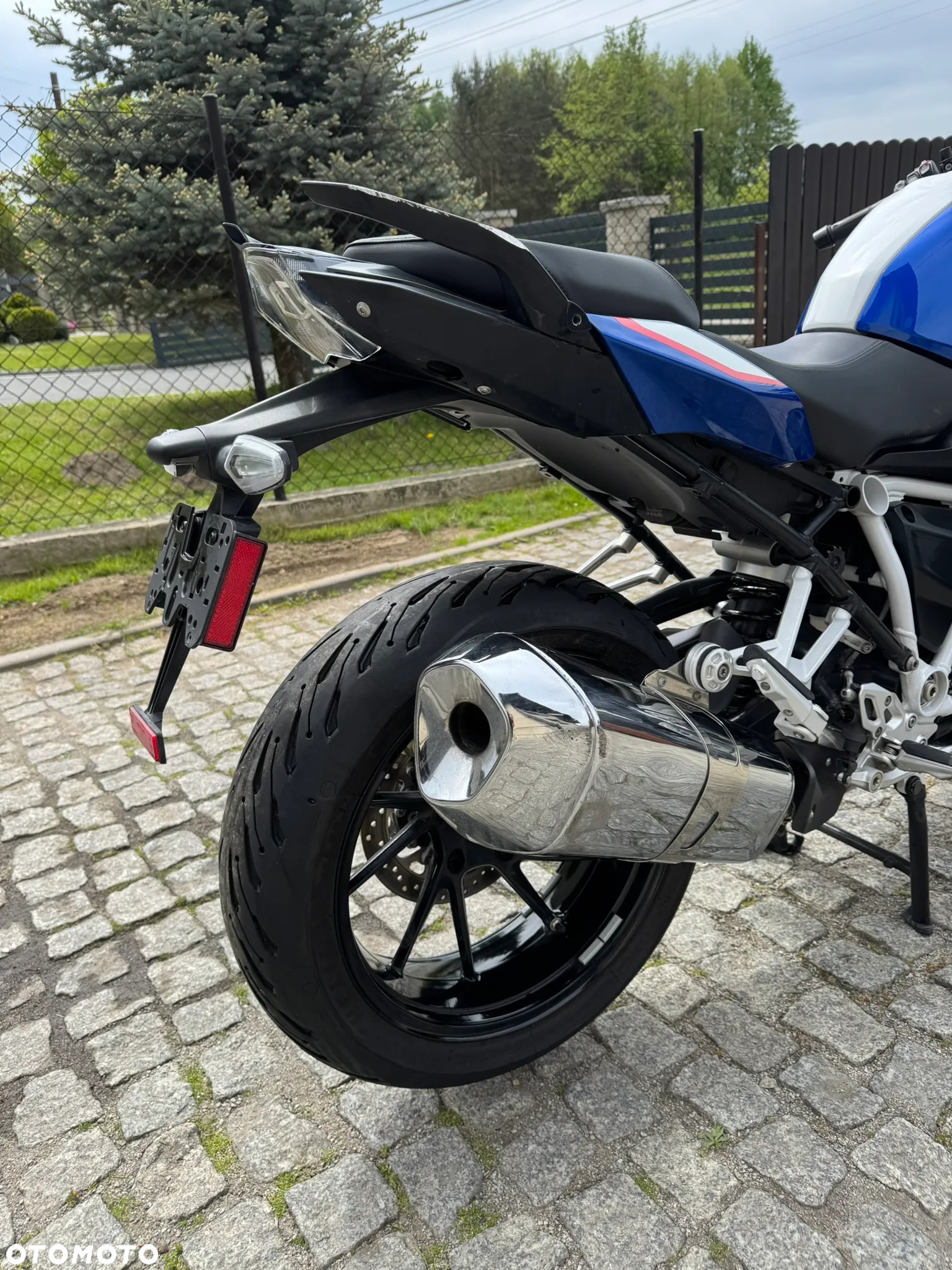 BMW R - 16