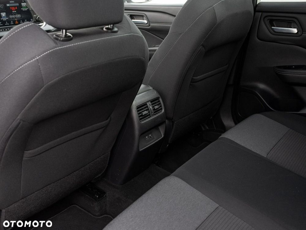 Nissan Qashqai 1.3 DIG-T mHEV Premiere Edition - 27