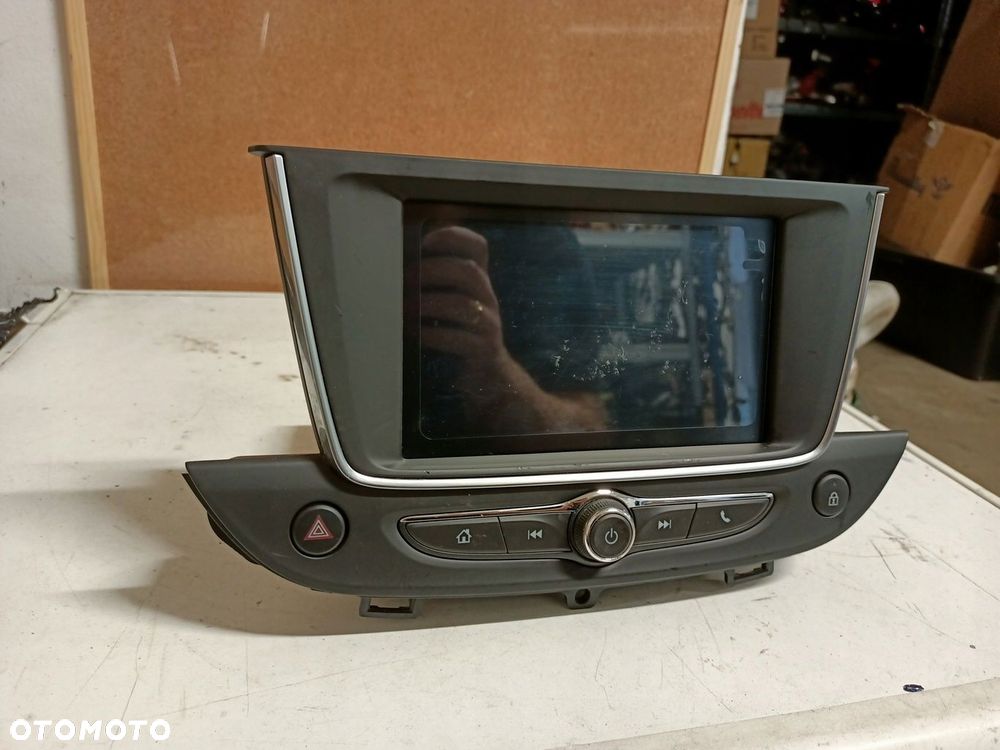 RADIO WYŚWIETLACZ OPEL CROSSLAND X 39152905 - 2