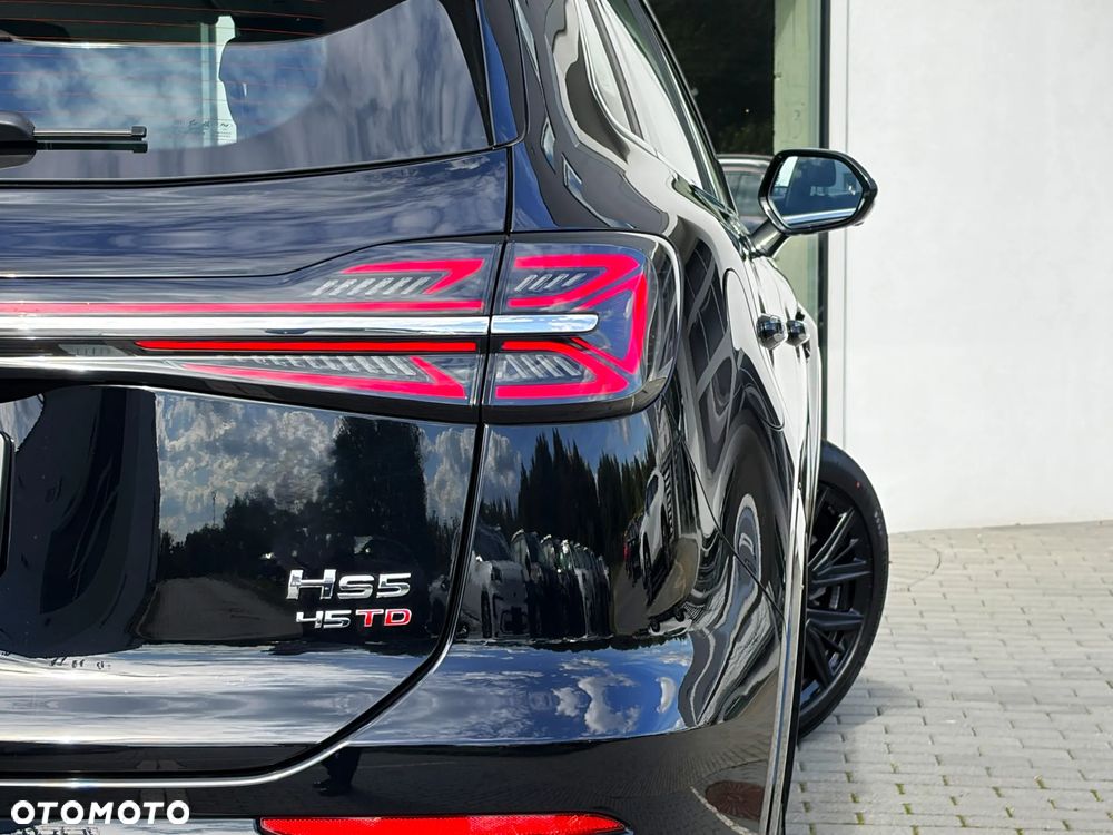 Hongqi HS5 2.0T Executive AWD - 7
