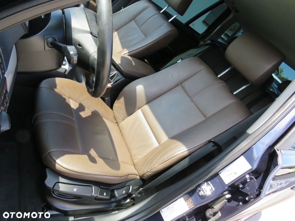 BMW X3 2.0d - 29