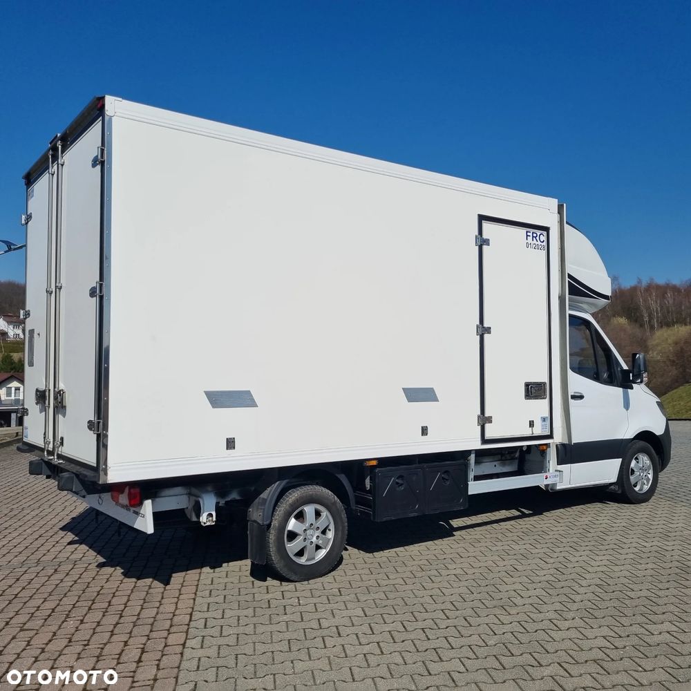Mercedes-Benz Sprinter - 3