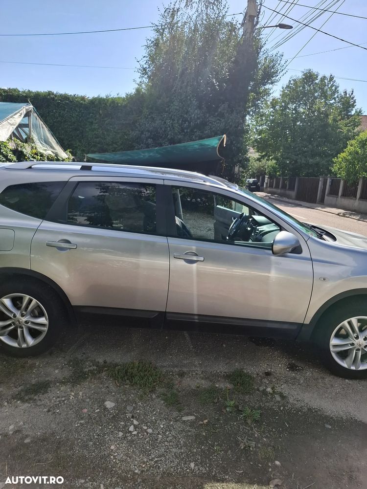 Nissan Qashqai+2 - 11