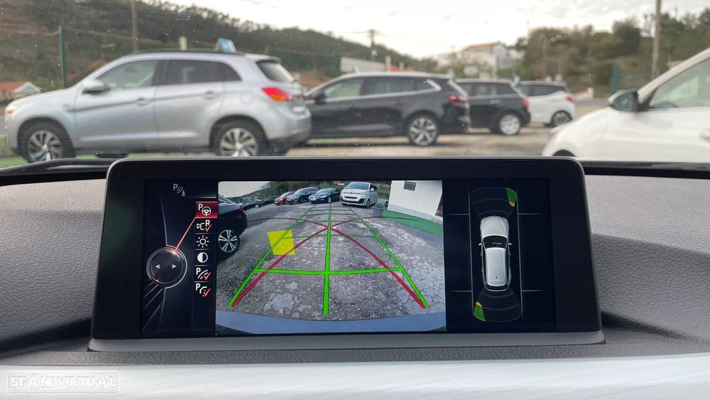 BMW 320 d Auto Line Sport - 18