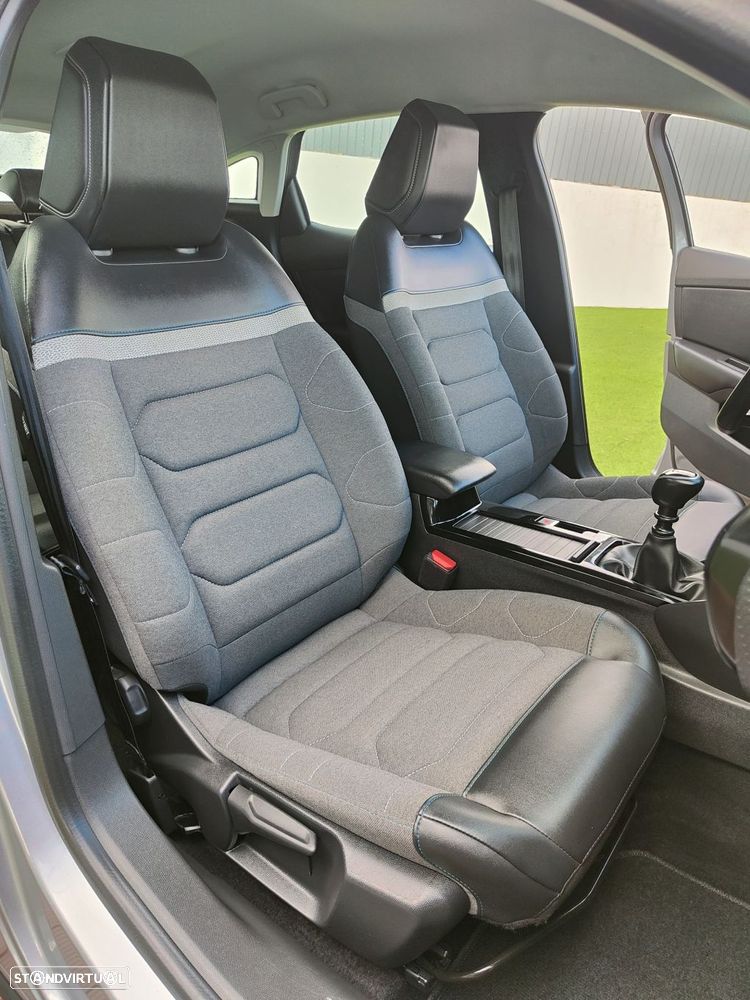 Citroën C4 1.2 PureTech Feel Pack - 26